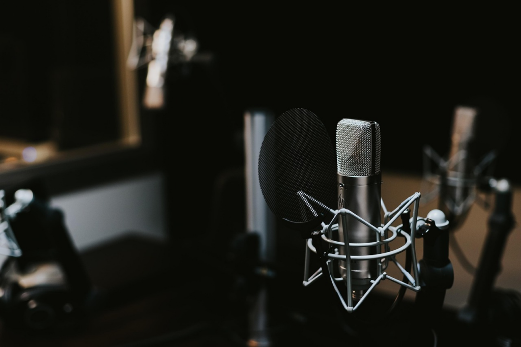 音楽業界がYouTubeを活用する際の課題と対策