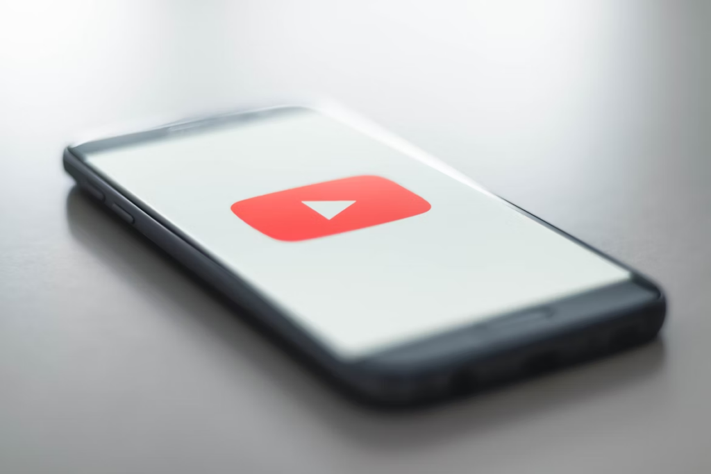 ShopifyとYouTube連携でできること