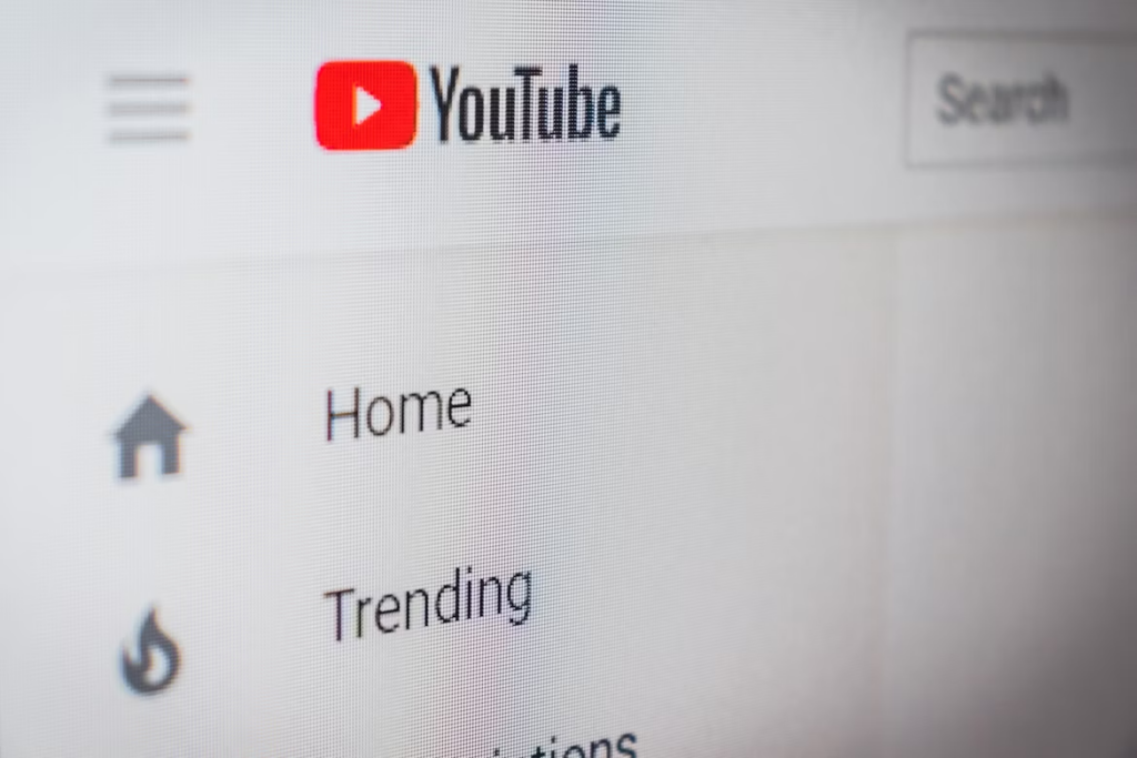 Eコマース戦略におけるYouTube連携の位置づけ
